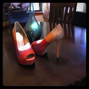 Enzo Angiolini open toe pumps